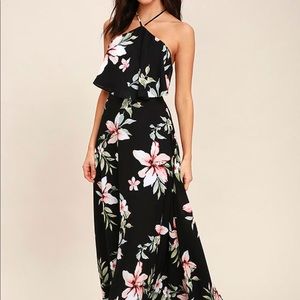 Lulus floral dress with back laced up!